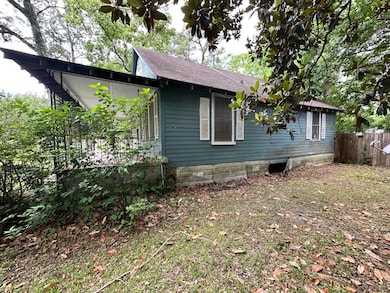 1640 Dogwood