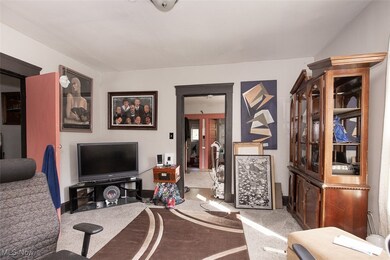 10307 Sophia Ave, Cleveland, OH 44104 - photo 3