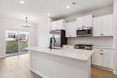 10330 Birchwood Cir, Victoria, MN 55318 - photo 2