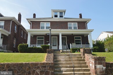 324 W Elm St, Reading, PA 19607 - photo 2