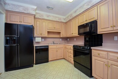 06-4825 Glen Ivy Unit 318-54
