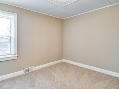 1327 Hickory St, Waukegan, IL 60085 - photo 7