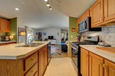 148 Lamplighter's Park, North Conway, NH 03860 - photo 5