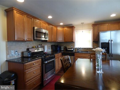 1370 Arnold Ave, Abington, PA 19001 - photo 5