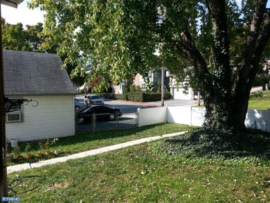 225 9th St, Upland, PA 19015 - photo 4