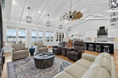 901 Peacocks Point Dr, Destin, FL 32541 - photo 3