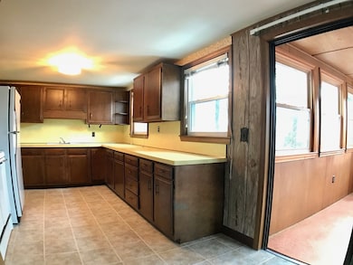 39 Gates Ave, Hudson, MA 01749 - photo 7