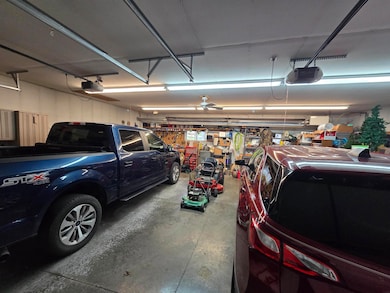 206 W Maple St, West Union, IA 52175 - photo 6