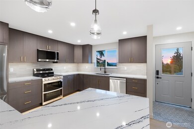 5150 S Creston St, Seattle, WA 98178 - photo 6