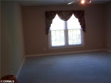Master Bedroom - Spacious master bedroom with walk