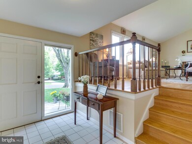 1826 Deer Dr, McLean, VA 22101 - photo 3