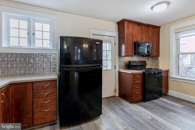 935 Maple Ave, Lancaster, PA 17603 - photo 7