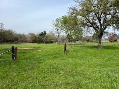 803 E 3rd St, Springtown, TX 76082 - photo 5