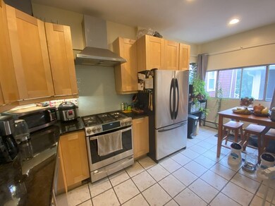 231 High St unit 3, Brookline, MA 02445 - photo 4