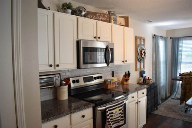 100 Alice Ct, Apex, NC 27502 - photo 4