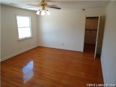 9899 Thixton Ln, Louisville, KY 40291 - photo 4