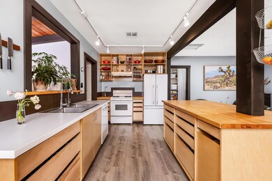 15915 Q St, Mojave, CA 93501 - photo 2