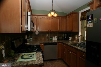 333 N Warwick Rd, Magnolia, NJ 08049 - photo 7