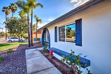 4417 E Grandview Rd-40