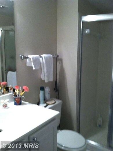 7661 Provincial Dr unit 205, West McLean, VA 22102 - photo 3