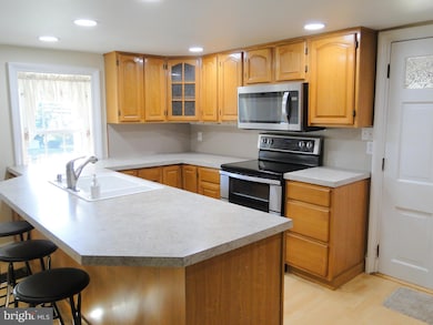 2365 E Swamp Rd, Quakertown, PA 18951 - photo 4