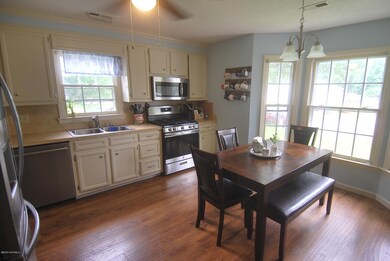 525 Channel Dr, Winterville, NC 28590 - photo 5