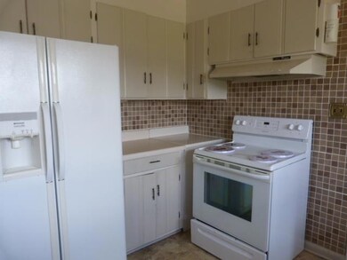 1903 Kefauver St unit 1903, Manchester, TN 37355 - photo 6