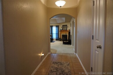 821 W 149th St S, Glenpool, OK 74033 - photo 3