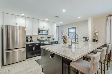 2109 W Berridge Ln, Phoenix, AZ 85015 - photo 2