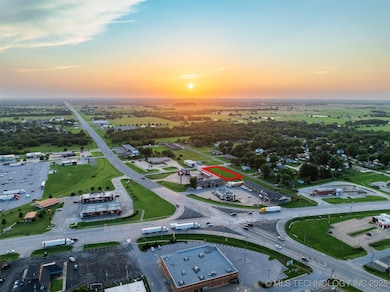 1 Ash Ave, Wagoner, OK 74467 - photo 4