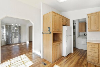 Kitchen (2)