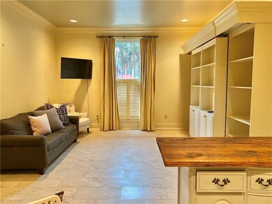 2721 St Charles Ave, New Orleans, LA 70130 - photo 4