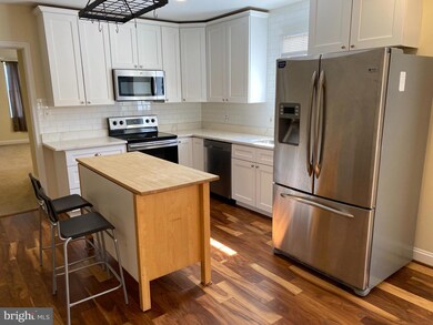 405 N Charles St unit C, Baltimore, MD 21201 - photo 3