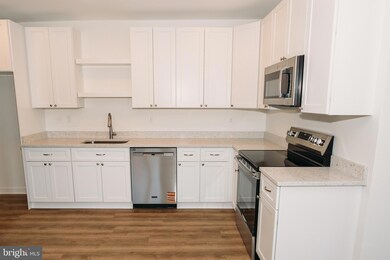 380 Broadview Ave unit 6, Warrenton, VA 20186 - photo 2