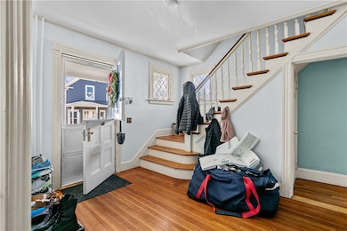 11 Dartmouth St, Newport, RI 02840 - photo 2