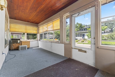 1104 24th Ave NE, Minneapolis, MN 55418 - photo 2