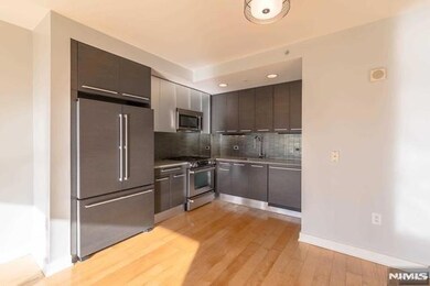 Crystal Point unit C2307, Jersey City, NJ 07302 - photo 3