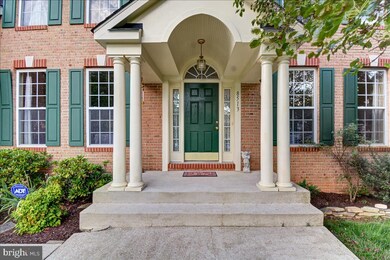 8513 Summershade Dr, Odenton, MD 21113 - photo 2