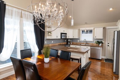 62721 Larkview Rd_0014 copy