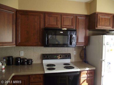 34 Tamers Ct, Windsor Mill, MD 21244 - photo 2