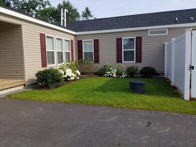 71 Crescent St unit 208-97-17B, Plymouth, NH 03264 - photo 5
