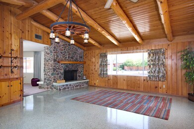 Familyroom 1