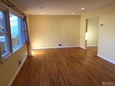 43 Hamilton Ave, Edison, NJ 08820 - photo 4