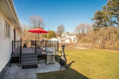 41 Maplewood Dr, Center Rutland, VT 05736 - photo 3