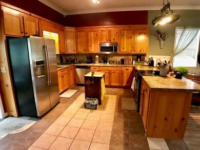 411 Humphrey Rd, Walling, TN 38587 - photo 4