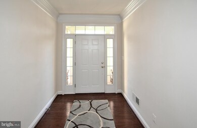 6912 Sunday Silence Ct, Gainesville, VA 20155 - photo 3