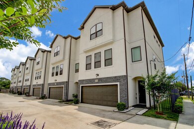 873 Wakefield Dr unit D, Houston, TX 77018 - photo 2