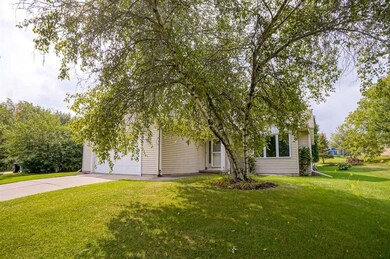 535 Ash St, Oregon, WI 53575 - photo 4