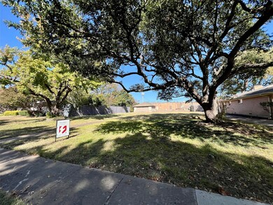 820 Brookhurst Dr, Richardson, TX 75080 - photo 2