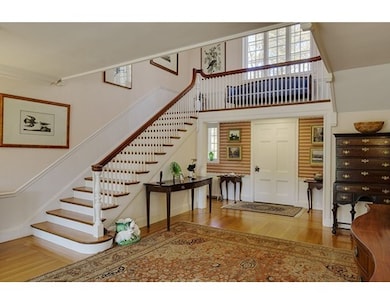 331 North St, Medfield, MA 02052 - photo 4